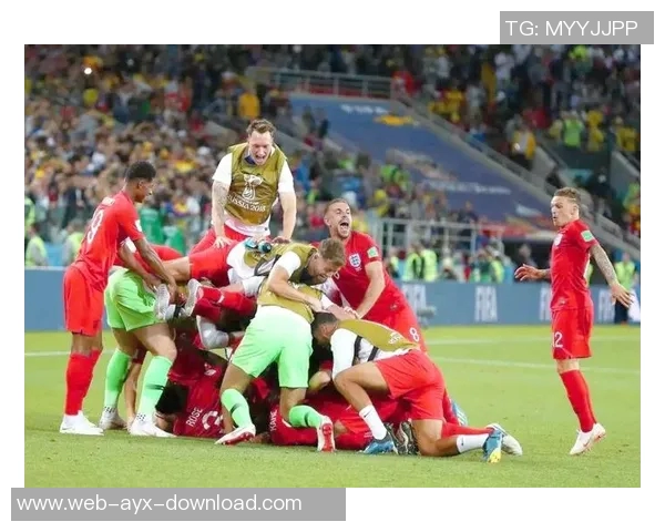 英格兰与哥伦比亚激战在即球迷期待精彩对决与历史交锋